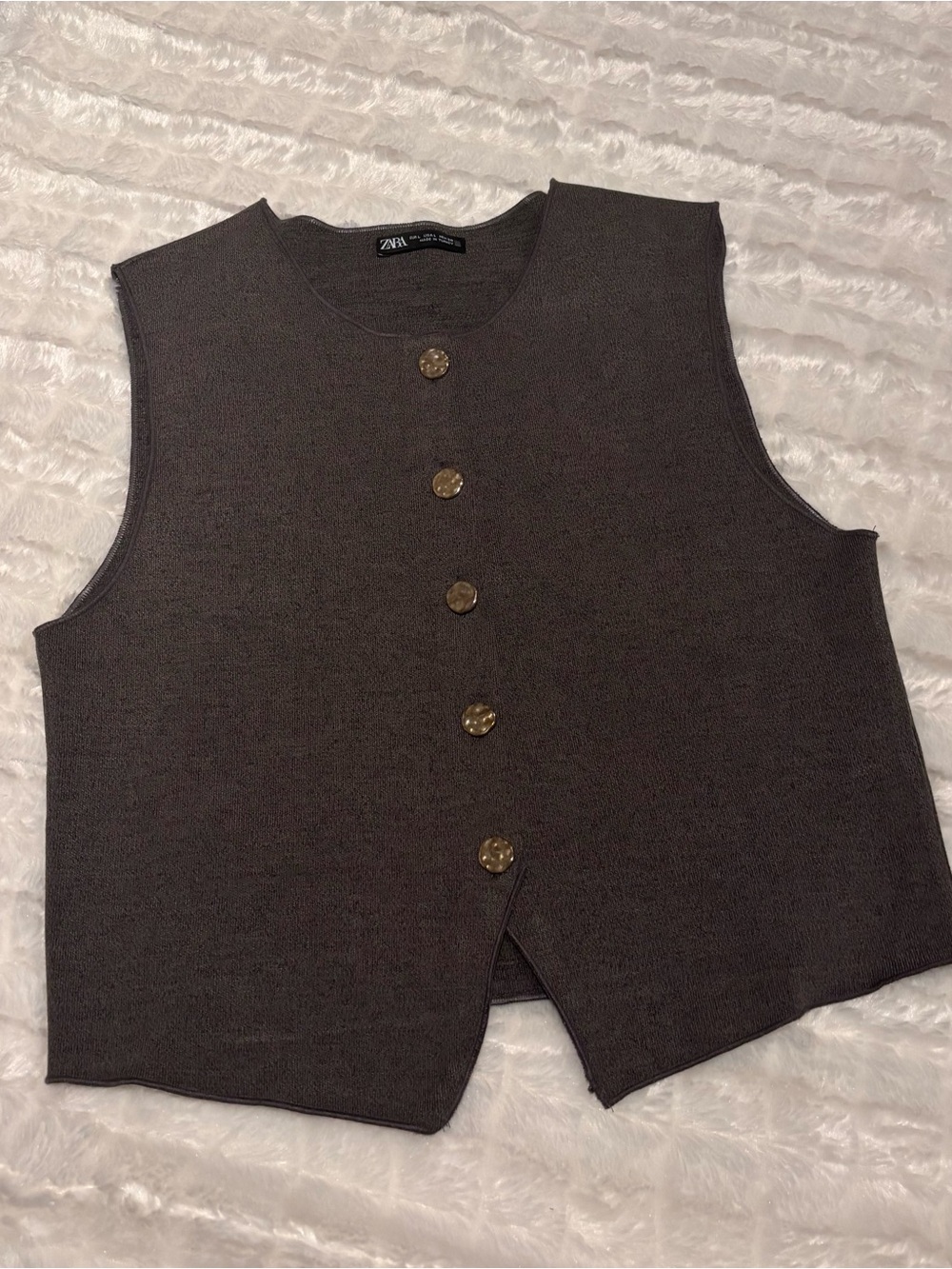 Zara Knit Button Front Vest in Dark Brown L